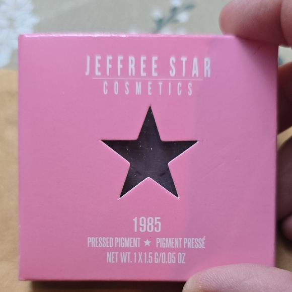 Jeffree Star Other - Jeffree Star Pink Eyeshadow Palette, 1985, NEW